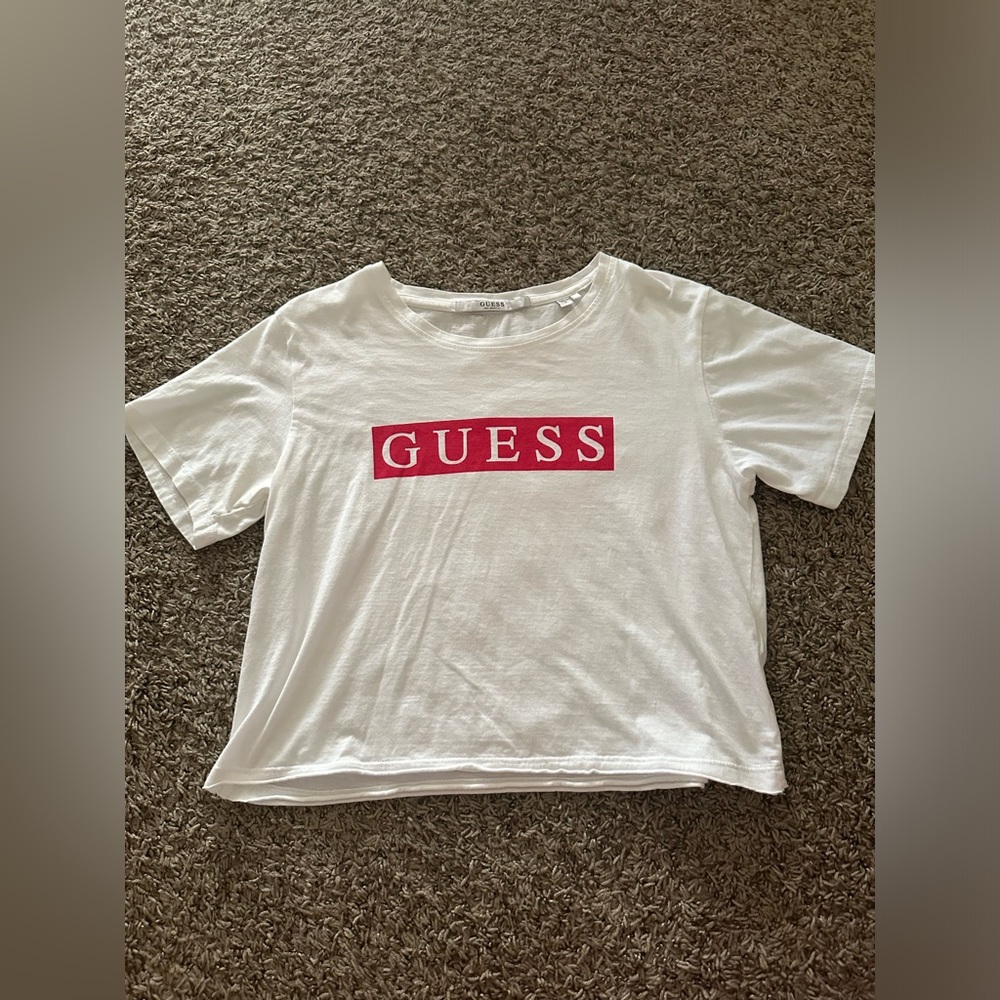 GUESS white t-shirt with red logo